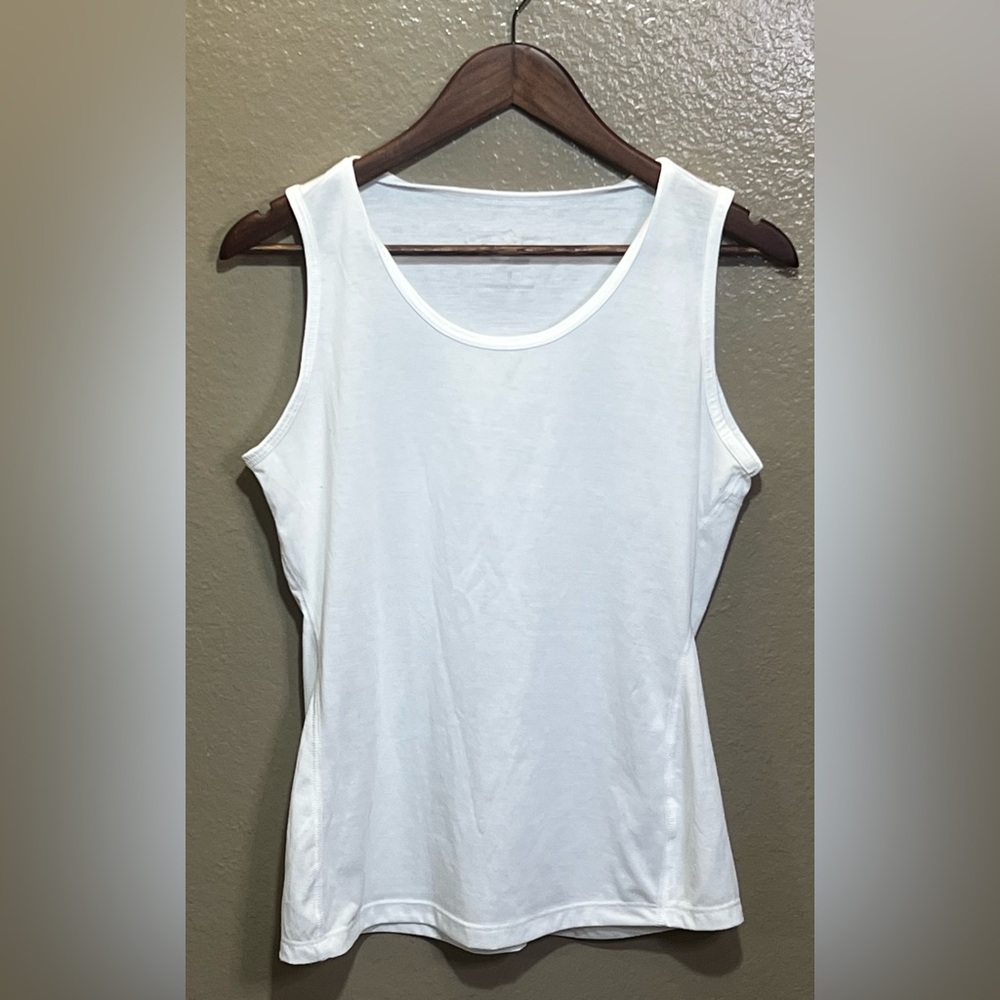 ORVIS TOP SZ Small SLEEVELESS SCOOP NECK White  Athletic Outdoor